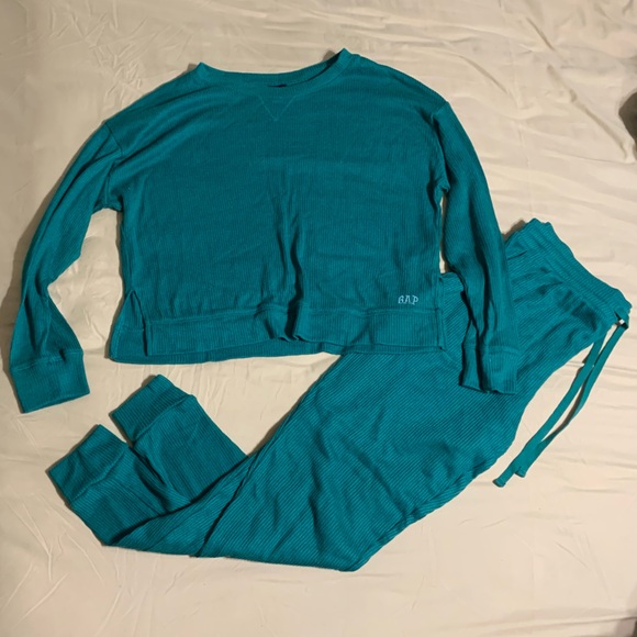 GAP Pants - GAP Teal Track Pants & Joggers Set
